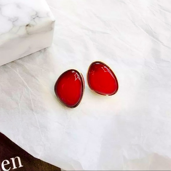 Jewelry - ❤️ Vintage Styled Red Gemstone Trendy Earrings ❤️
